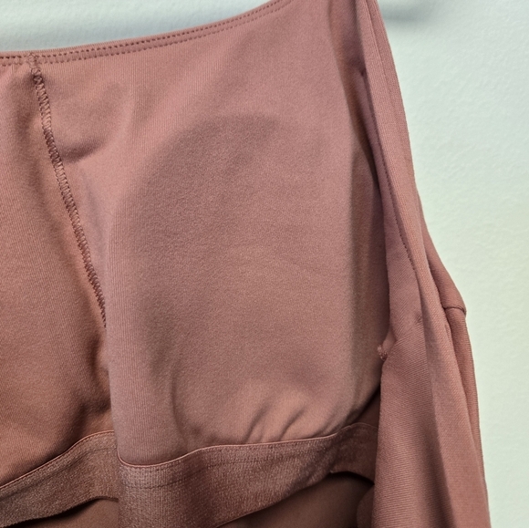 Halara Basic Padded Workout Cropped Tank Top Dusty Rose S - Picture 7 of 9